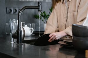  Kitchen Faucet in A Mobile Home